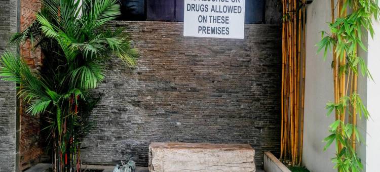 桑斯维布斯酒店格兰德奥玛萨斯特罗格加扬(Sans Vibes Hotel Grand Omah Sastro Gejayan)图片