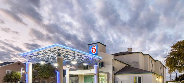 得克萨斯韦瑟福德 6 号汽车旅馆(Motel 6 Weatherford, TX)图片