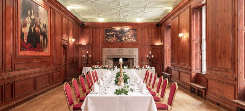 塔洛克城堡酒店(Tulloch Castle Hotel ‘A Bespoke Hotel’)图片