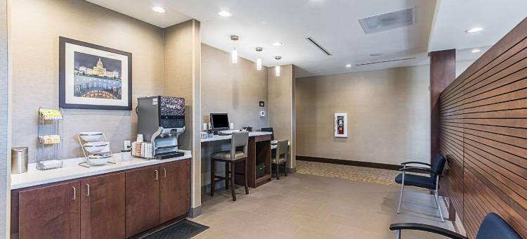 舒适套房酒店(Comfort Suites Kyle)图片