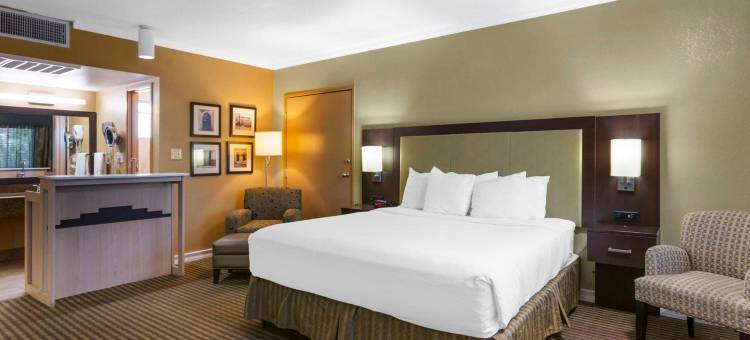 贝斯特韦斯特皇家太阳套房酒店(Royal Sun Inn & Suites)图片