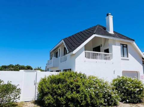 萨摩希尔自助公寓(Summerhill Self-Catering Accommodation St Francis Bay)