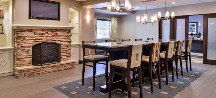 希尔顿欢朋酒店-科特兰德(Hampton Inn Cortland)图片
