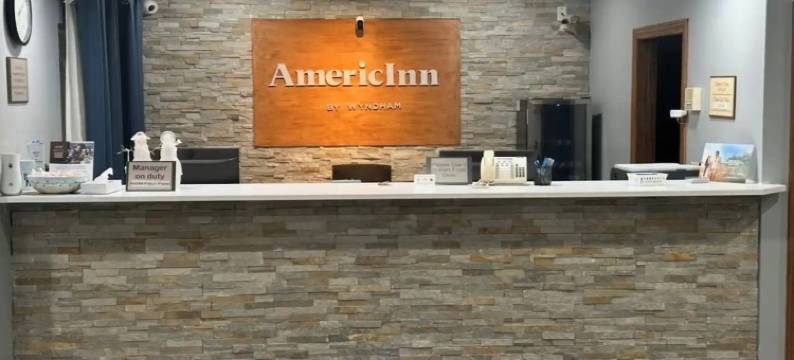盖尔斯堡温德姆美吟温德姆酒店(AmericInn by Wyndham Galesburg)图片