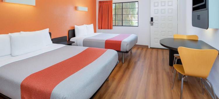 千橡树南6号汽车旅馆(Motel 6 Thousand Oaks, CA)图片