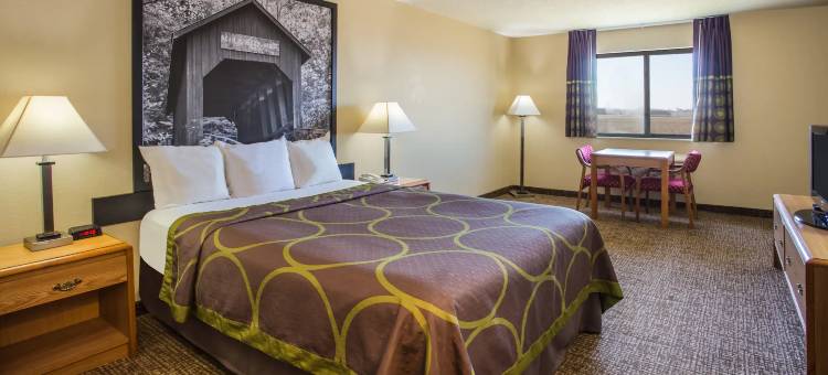 雷明顿温德姆速8酒店(Super 8 by Wyndham Remington)图片