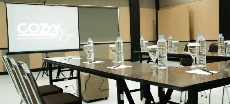 三宝垄舒适住宿 - Sinergi酒店集团(Cozzy Stay Hotel Semarang by Sinergi)图片