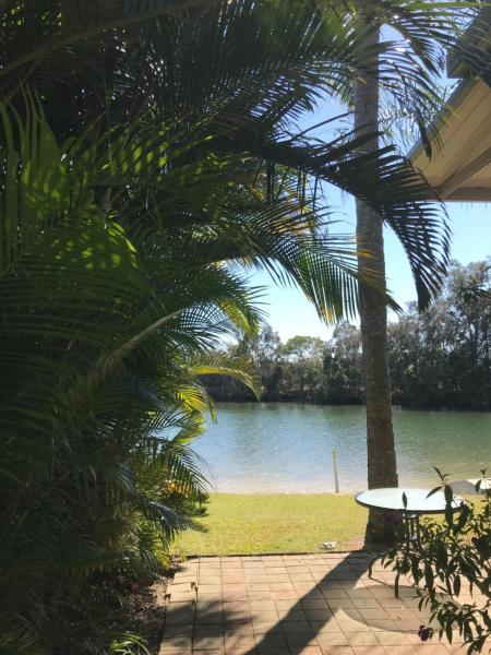 Maroochy River Bungalows Hotel Overview