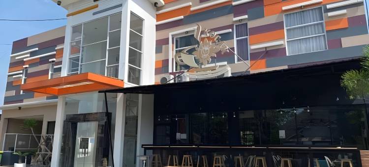 普林塞屋丽晶酒店(Regency Hotel Pringsewu)图片