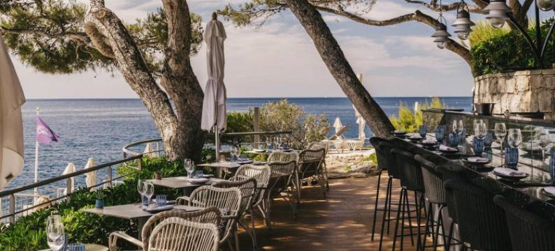 罗切斯布兰切斯酒店(Hôtel les Roches Blanches Cassis)图片