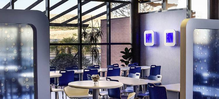 宜必思快捷马德里阿尔卡拉-德-哈纳雷斯酒店(Ibis Budget Madrid Alcalá de Henares la Dehesa)图片