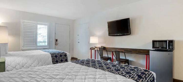 Super 8 by Wyndham Daleville/Fort Novosel图片