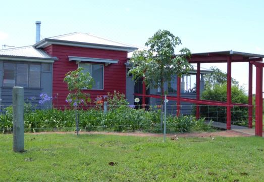 Flame Hill Vineyard Hotel Overview