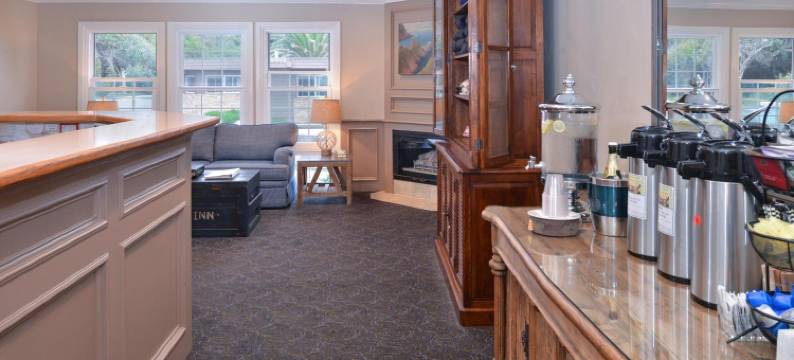 砂卵石酒店(Sand Pebbles Inn)图片