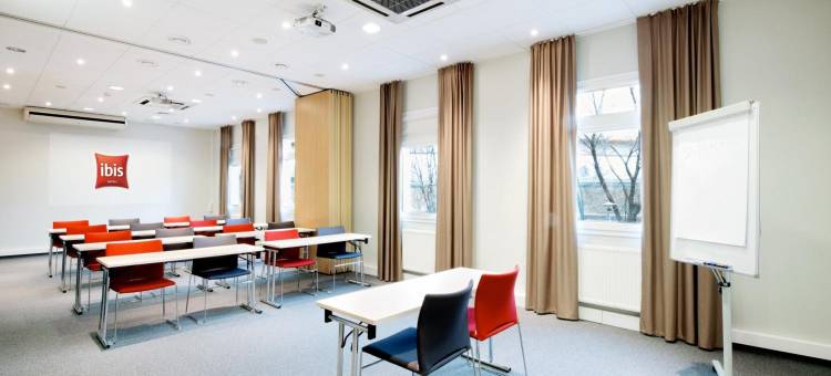 宜必思华沙奥斯卓博拉米斯卡酒店(Ibis Warszawa Ostrobramska)图片