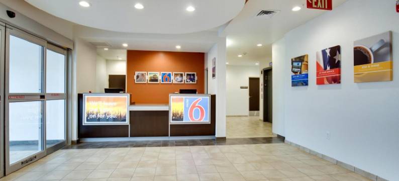 MO 帕普勒布拉夫 6 号汽车旅馆(Motel 6 Poplar Bluff, MO)图片