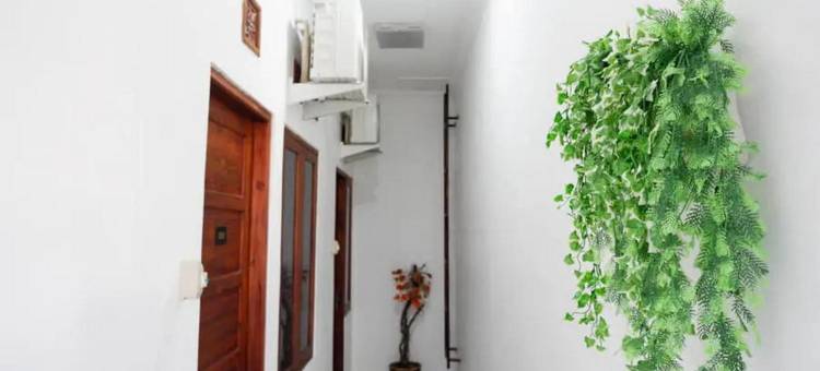 RedDoorz Near Stasiun Purwosari图片