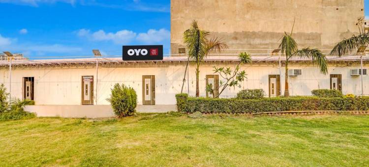 SPOT ON Golden Farms by Punjabi Rasoi图片