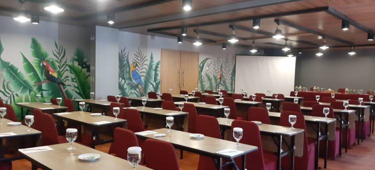 卢布林高布尔萨酒店(Burza Hotel)图片