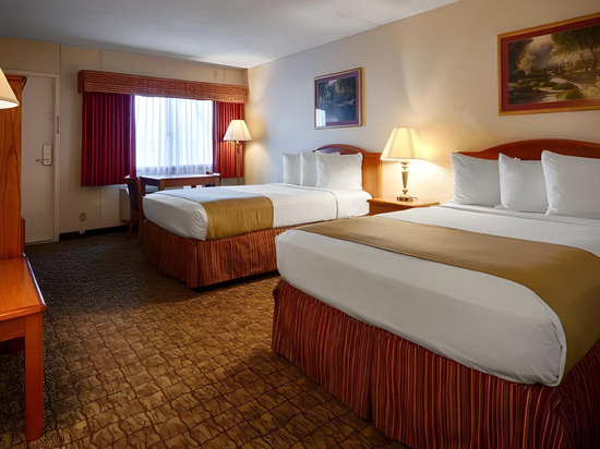 贝斯特韦斯特十字路口酒店