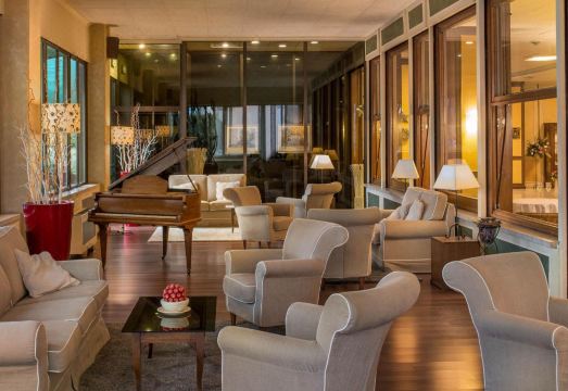 Hotel Ambasciatori Hotel Overview