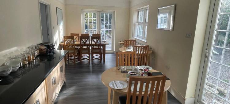 盖特威克Oakhurst住宿加早餐旅馆(Oakhurst Gatwick B&B)图片