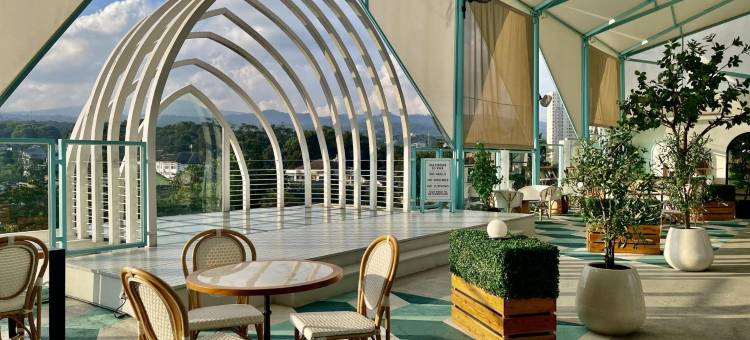 赫曼基尼酒店(Hemangini Hotel Bandung)图片