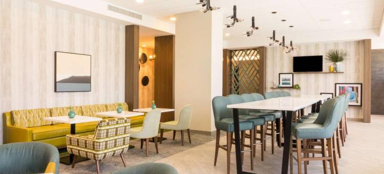 迈阿密市区欢朋套房酒店(Hampton Inn & Suites by Hilton Miami Wynwood Design District)图片