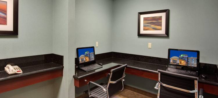 智选假日套房酒店资助 - 米兰(Holiday Inn Express & Suites Grants - Milan)图片