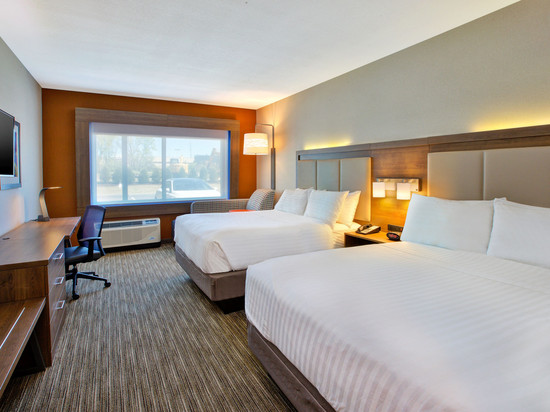 新堡智选假日酒店及套房-洲际酒店集团旗下