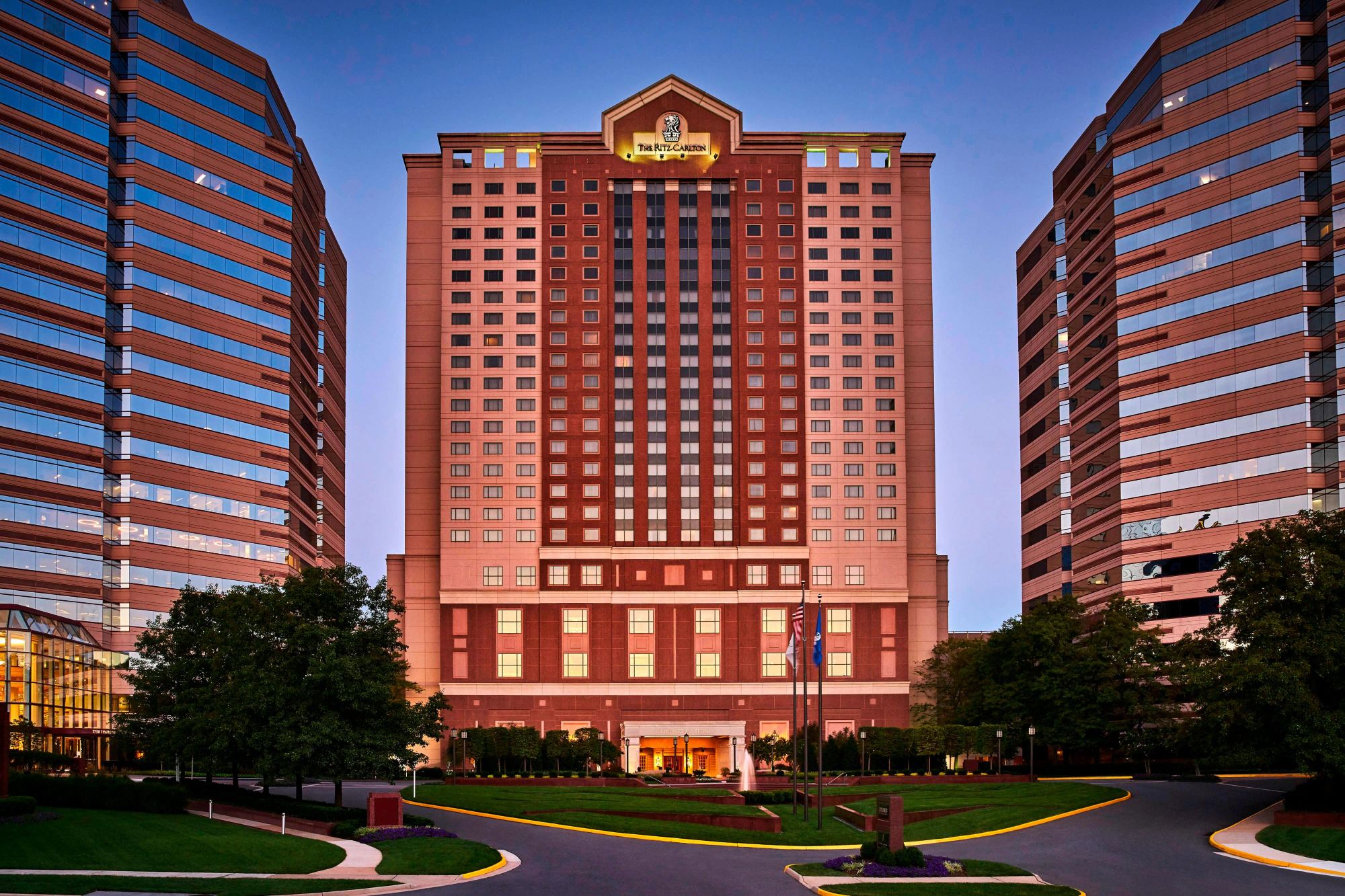 The Ritz-Carlton, Tysons Corner Over view
