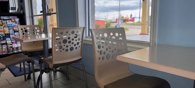 加尔维斯顿豪生酒店(Howard Johnson by Wyndham Galveston)图片