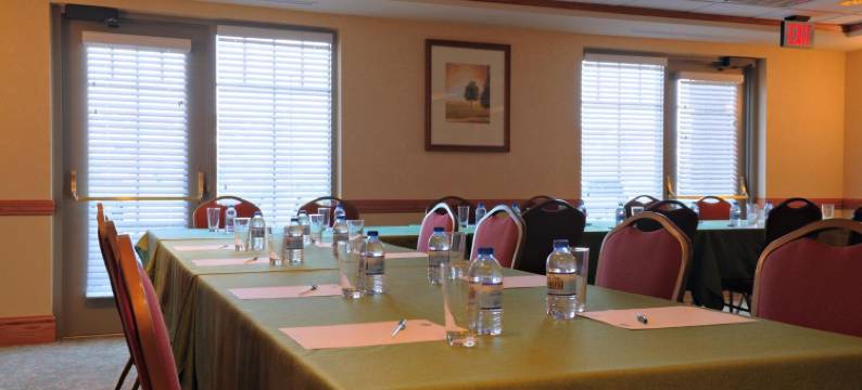 大福克斯丽怡酒店(Country Inn & Suites by Radisson, Grand Forks, ND)图片