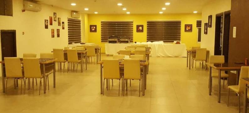 捷纳广场酒店(Zaina Plaza Hotel)图片