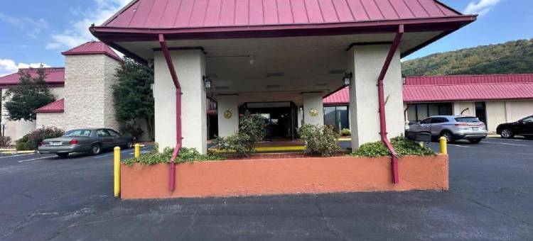 红玫瑰卡温顿I-64酒店 by Townhouse(Hotel Red Rose by Townhouse Covington I-64)图片