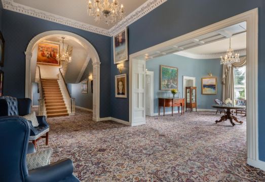 Castle Oaks House HotelHotel Overview