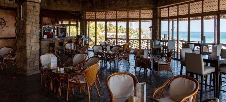 沙滩度假酒店(Sandy Beach Hotel & Resort)图片