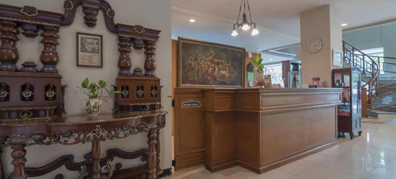 耶赫兹基尔苏拉帕西米特拉红门酒店(Hotel Yehezkiel Surapati Mitra RedDoorz)图片