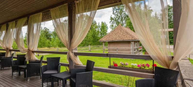 利特洛瑞亚瑞纳酒店(Literaturny Otel Arina R Hotel)图片