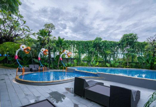 MaxOneHotels at Resort MakassarHotel Overview