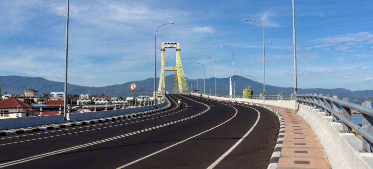 Myplace Sario Manado图片