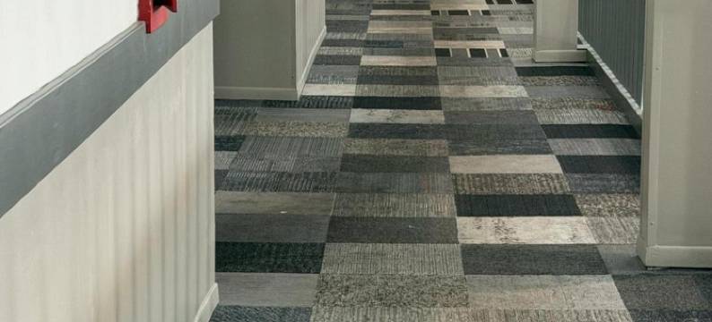 史蒂文斯波因特大学旅馆(Ramada by Wyndham Stevens Point)图片