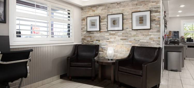 温德姆华美达-梅德福机场北(Ramada by Wyndham Medford Airport North)图片