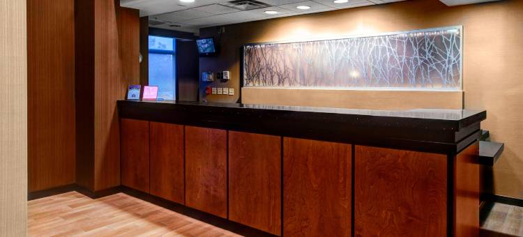 安尼斯顿牛津万豪万枫套房酒店(Fairfield Inn & Suites by Marriott Anniston Oxford)图片