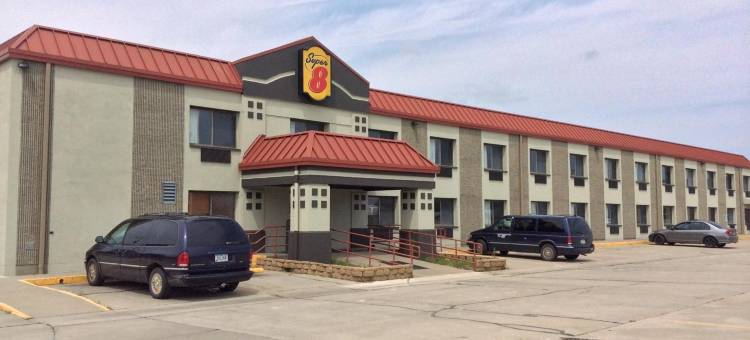 马绍尔速8酒店(Super 8 by Wyndham Marshalltown)图片