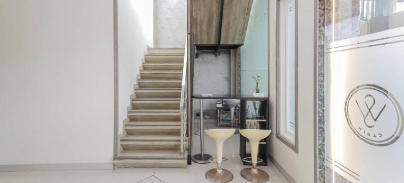 泗水红多兹恩加格尔贾亚酒店(RedDoorz @ Ngagel Jaya Surabaya)图片