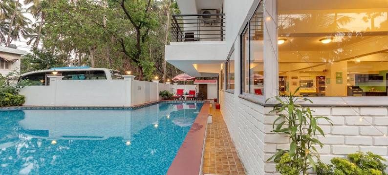 缤旅阿罗特尔卡兰古特海滩酒店(Arotel Rooms & Suites)图片