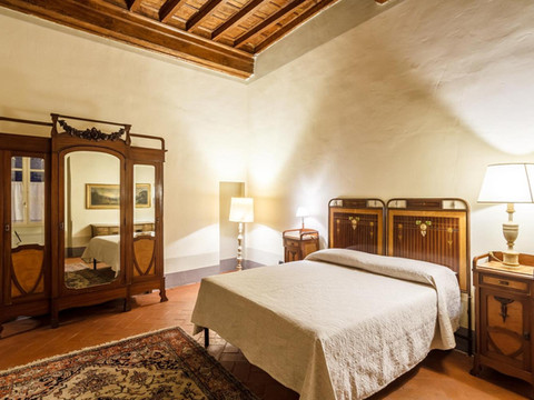 LSM 迪莫拉历史广场普契尼酒店