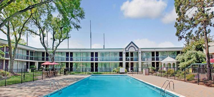 韦恩凯艺酒店-费尔菲尔德区(Quality Inn Wayne - Fairfield Area)图片