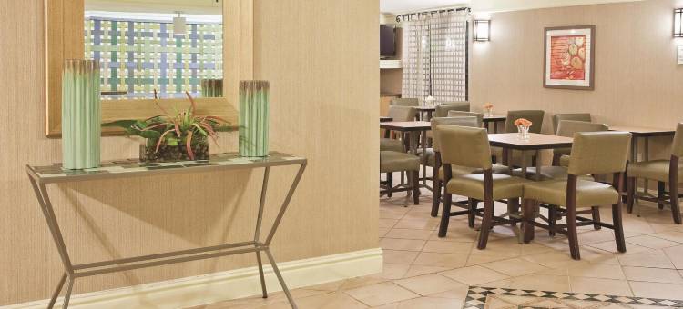 豪生哥伦布摩尔堡酒店(Howard Johnson by Wyndham Columbus Fort Moore)图片